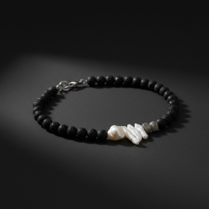 Zahra Pearl Necklace