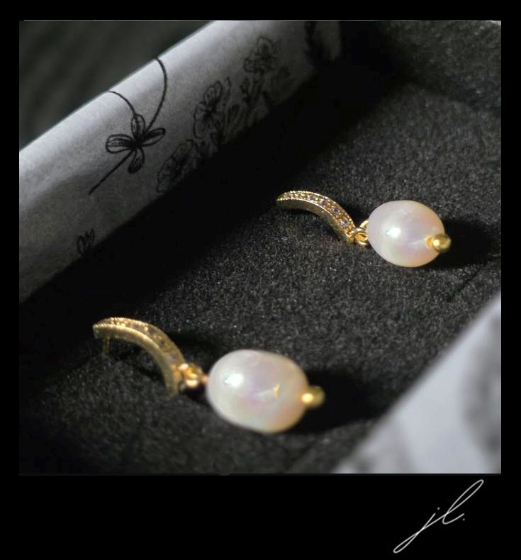 CELESTE PEARLS EARRINGS - Image 3