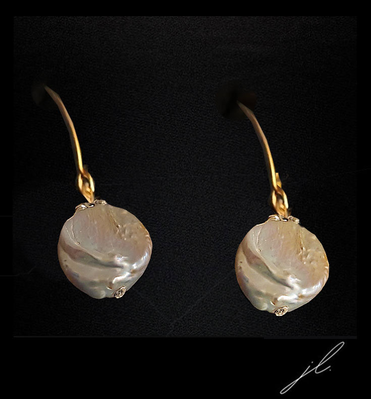 CLEO PEARLS EARRINGS