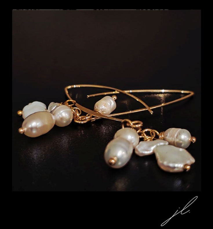 U/J EARRINGS EBONY BRACELET BY UNIKLY JACQUELINE