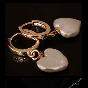 CORDELIA PEARLS EARRINGS