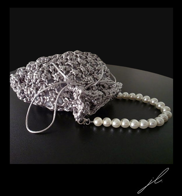 SILVIA PEARL HANDBAG