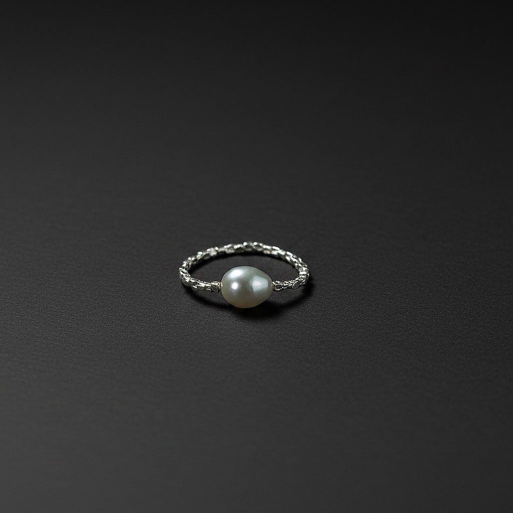 ISLA-RING-A EBONY BRACELET UNIKLY BY JACQUELINE